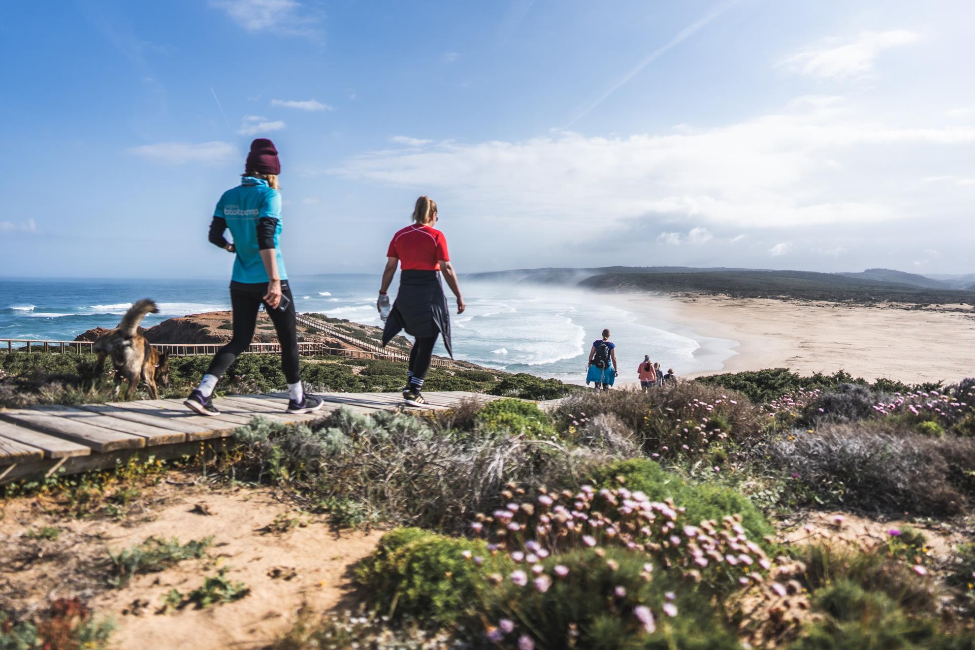 Fitnessreise in Portugal am Strand